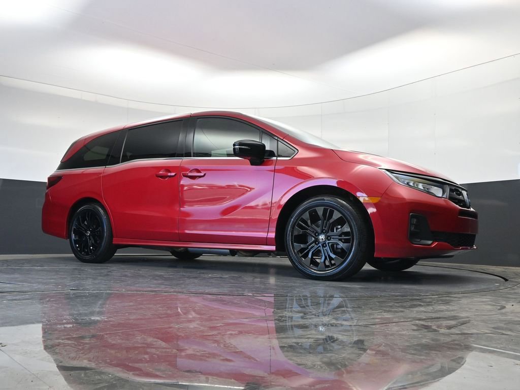 Used 2025 Honda Odyssey Sport-L image 27