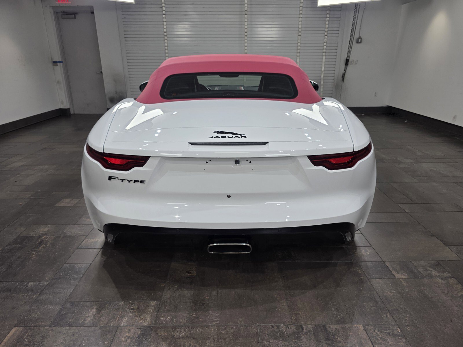 Used 2021 Jaguar F-TYPE Convertible image 6