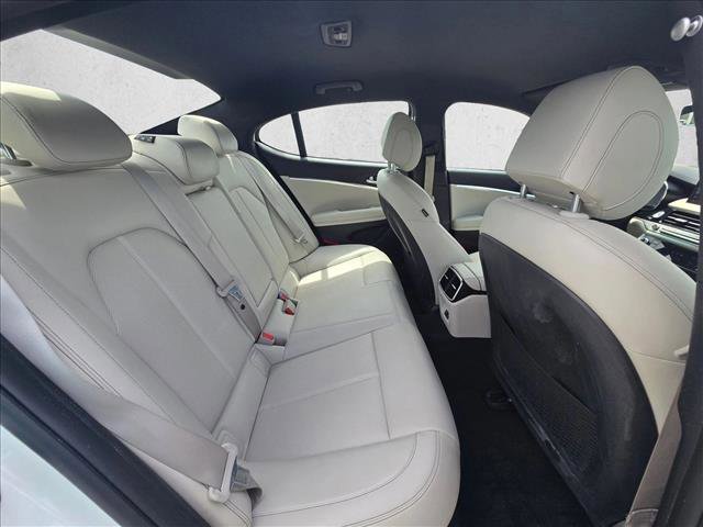 Used 2025 Genesis G70 2.5T image 19