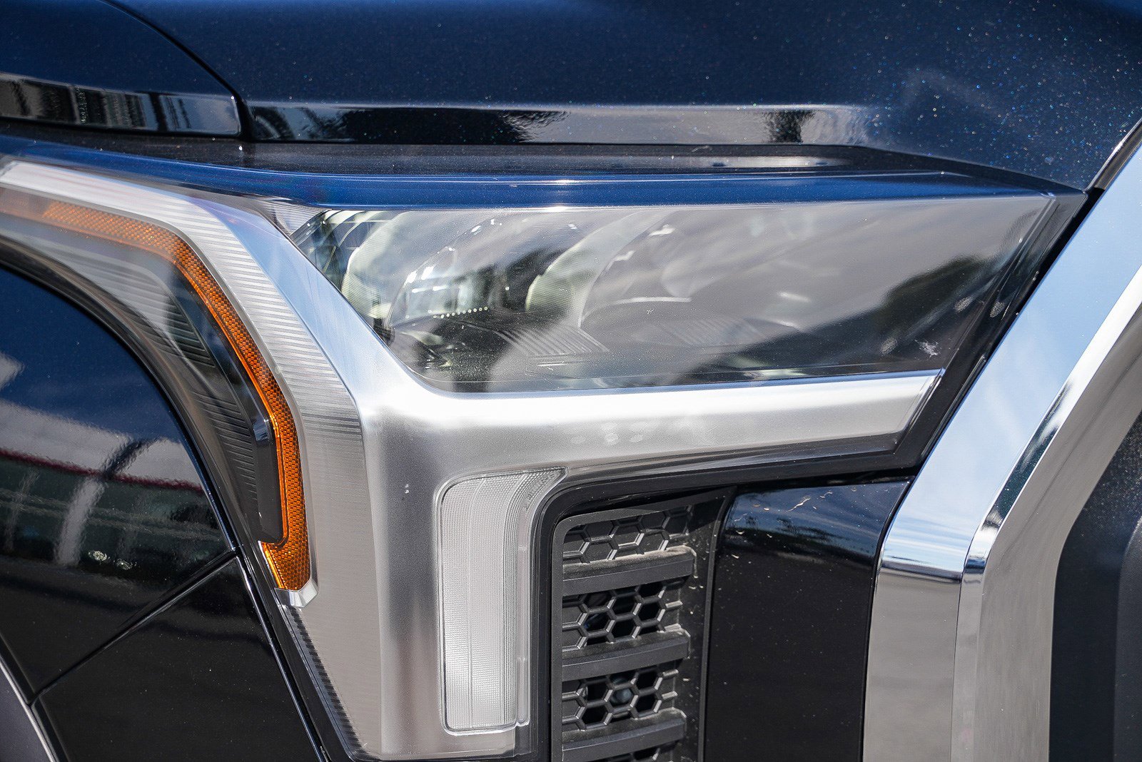 New 2025 Toyota Tundra SR5 image 8