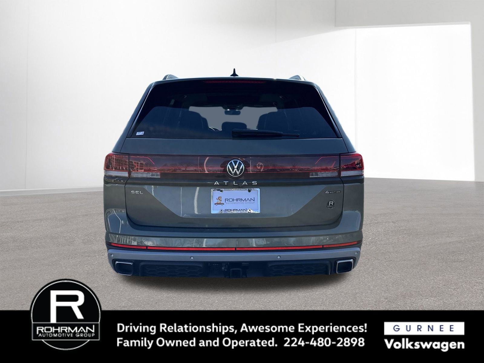 Used 2024 Volkswagen Atlas Peak Edition SEL image 8