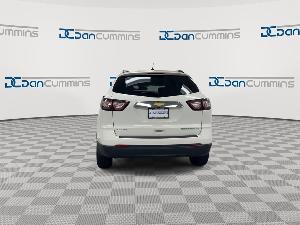 Used 2015 Chevrolet Traverse LS FWD image 7