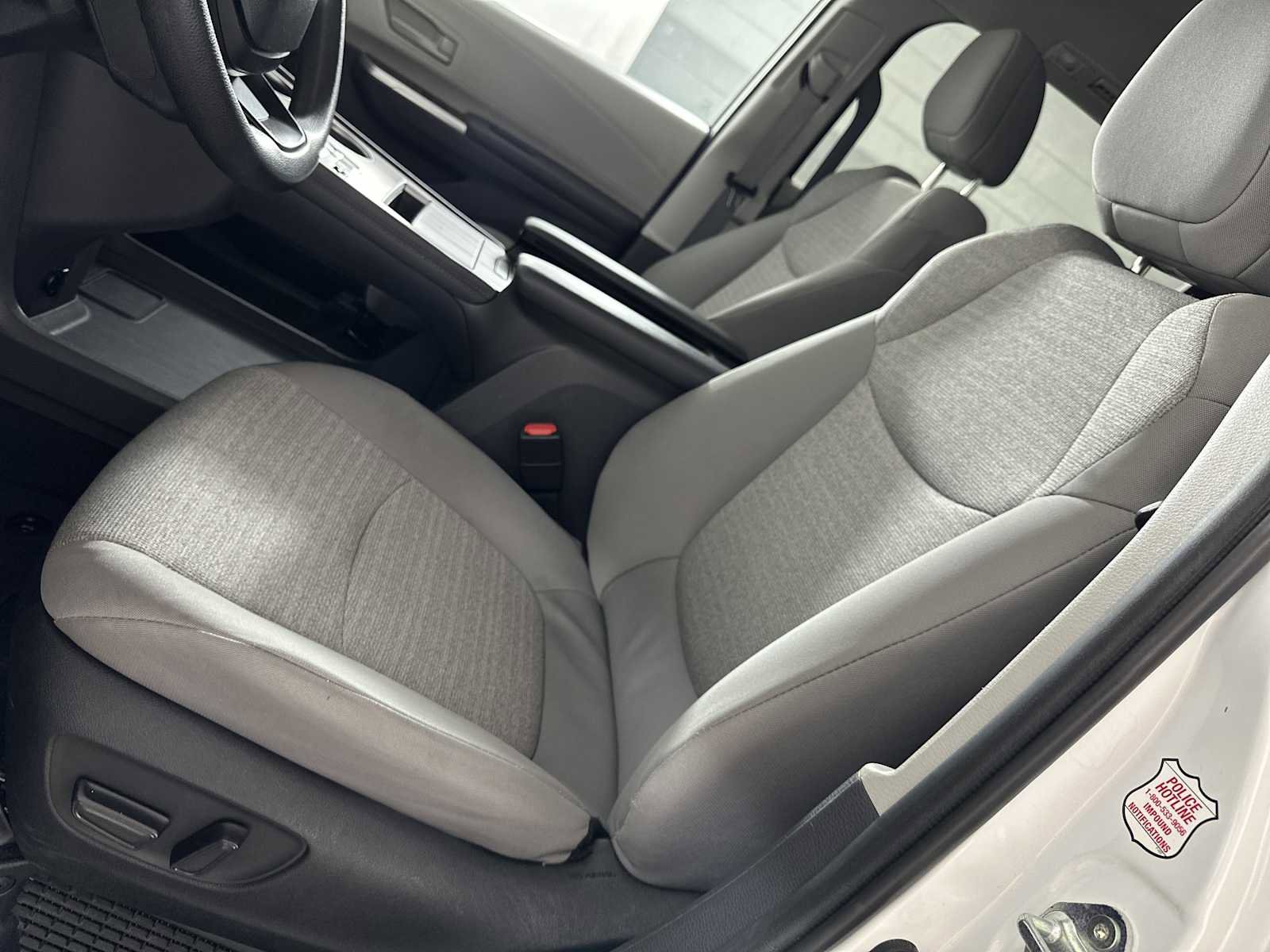 Used 2024 Toyota Sienna LE FWD image 11