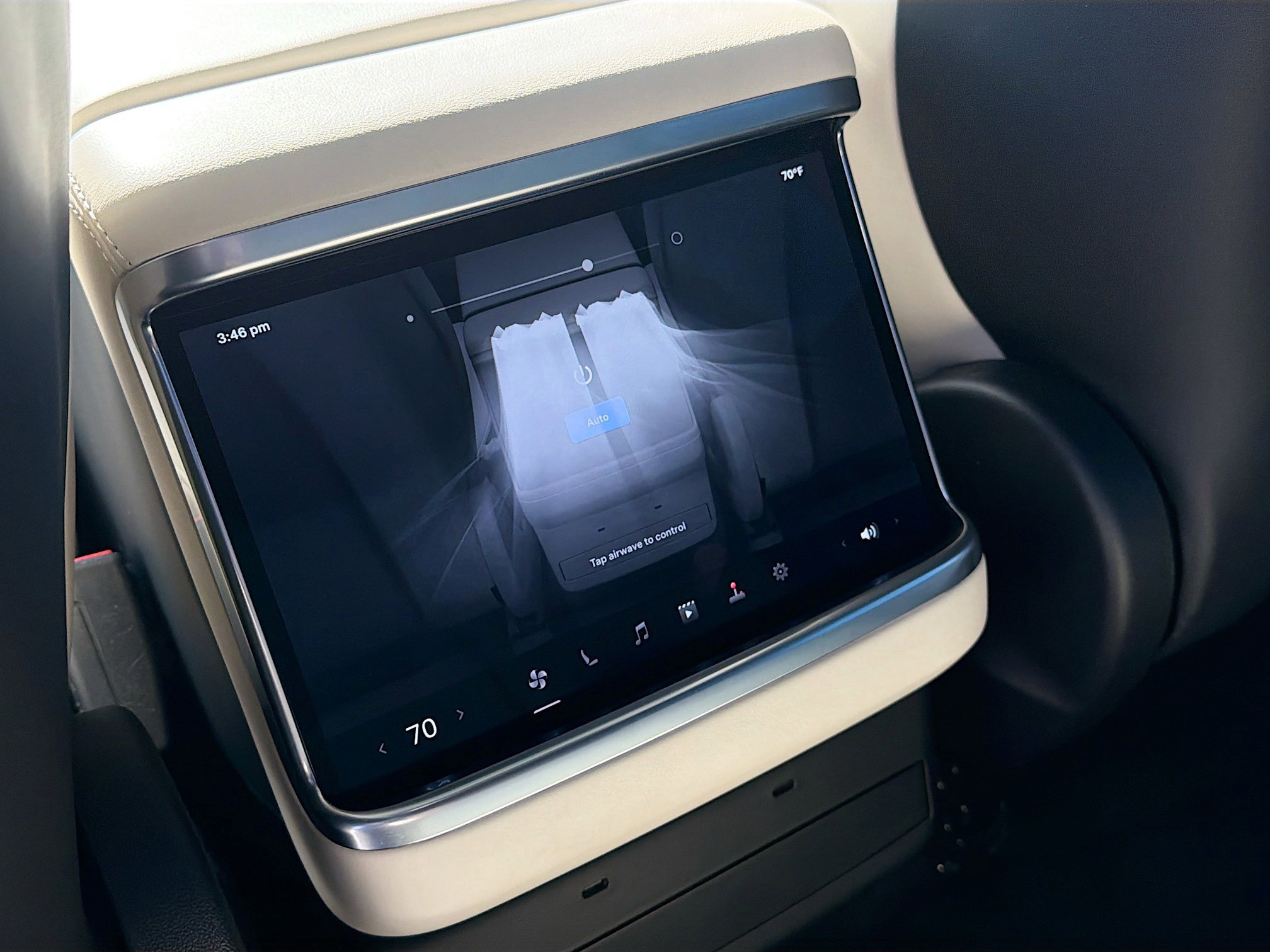 Used 2024 Tesla Model X image 20