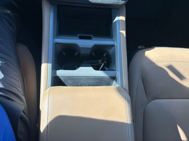 Used 2025 Land Rover Defender 110 V8 image 16