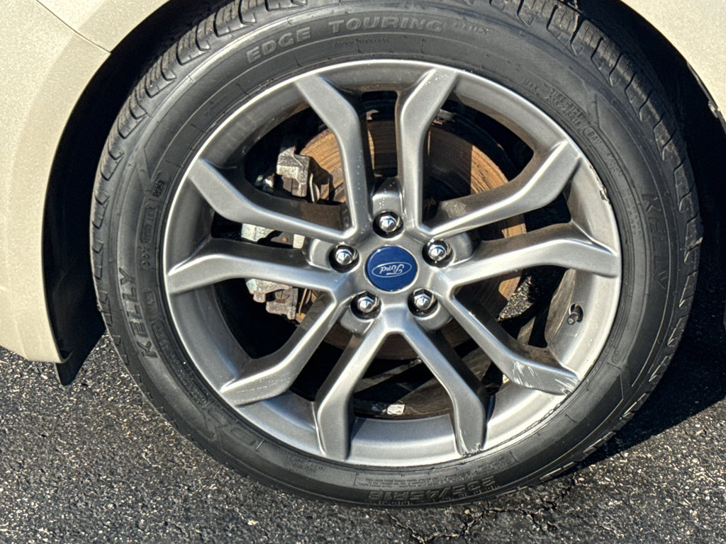 Used 2017 Ford Fusion S w/ Equipment Group 101A FWD image 8