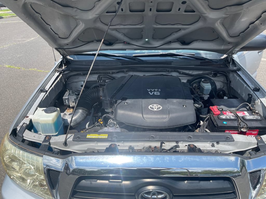 Used 2008 Toyota Tacoma PreRunner w/ SR5 Pkg #2 RWD image 8