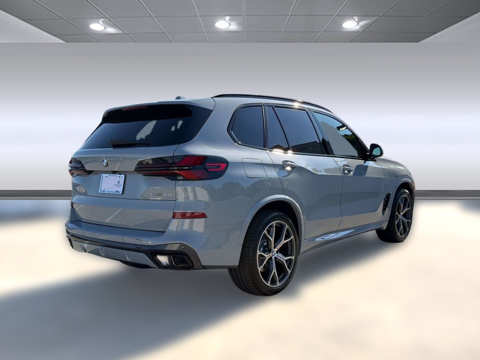 Used 2026 BMW X5 sDrive40i w/ M Sport Package RWD image 8