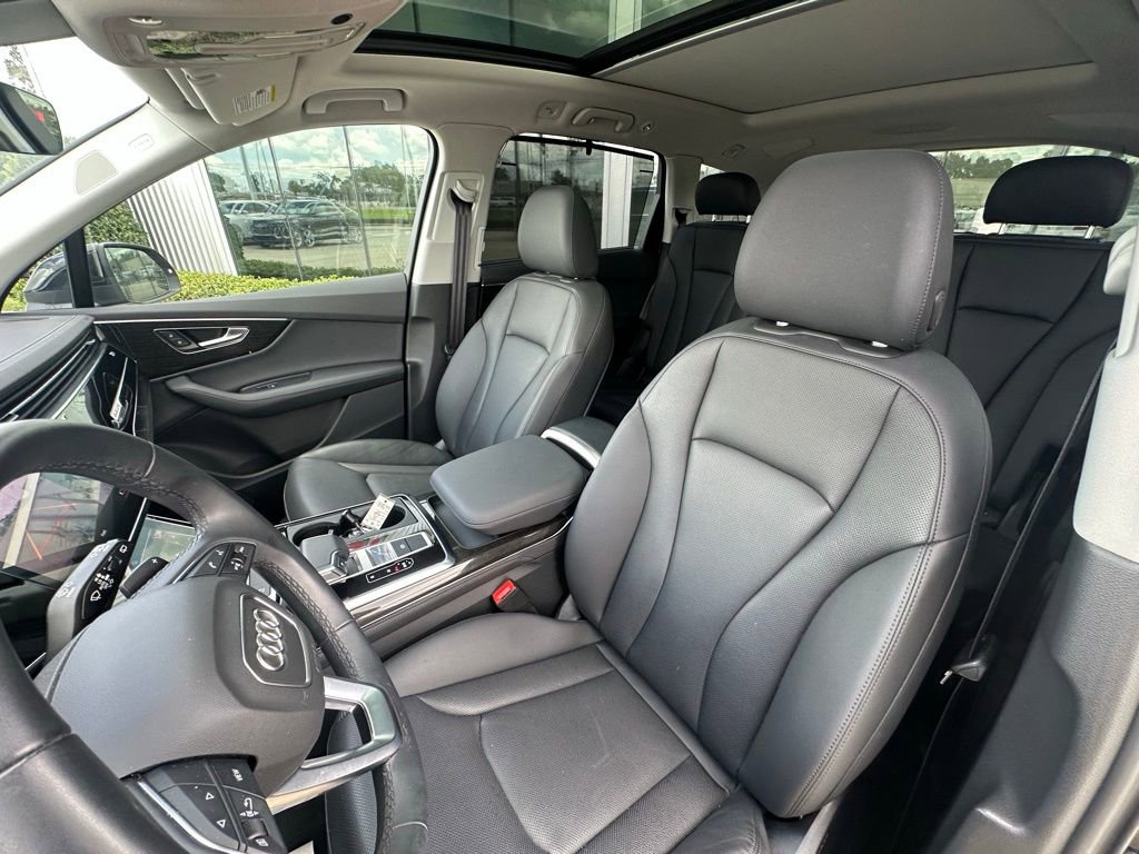 Used 2024 Audi Q7 2.0T Premium Plus w/ Premium Plus Package AWD/4WD image 25