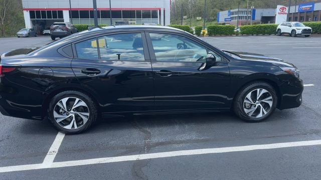 Used 2025 Subaru Legacy Premium AWD/4WD image 10