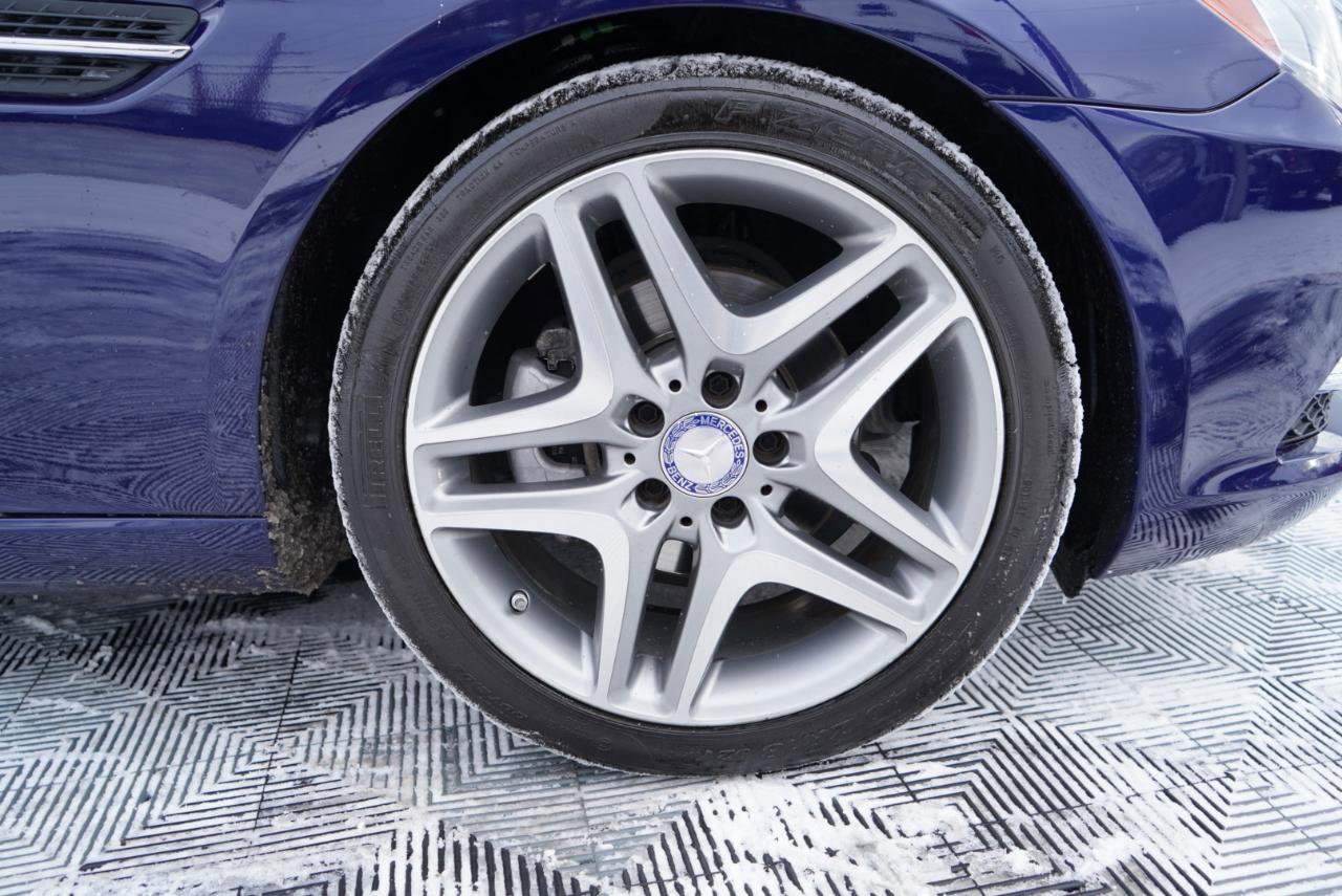 Used 2015 Mercedes-Benz SLK 250 image 19