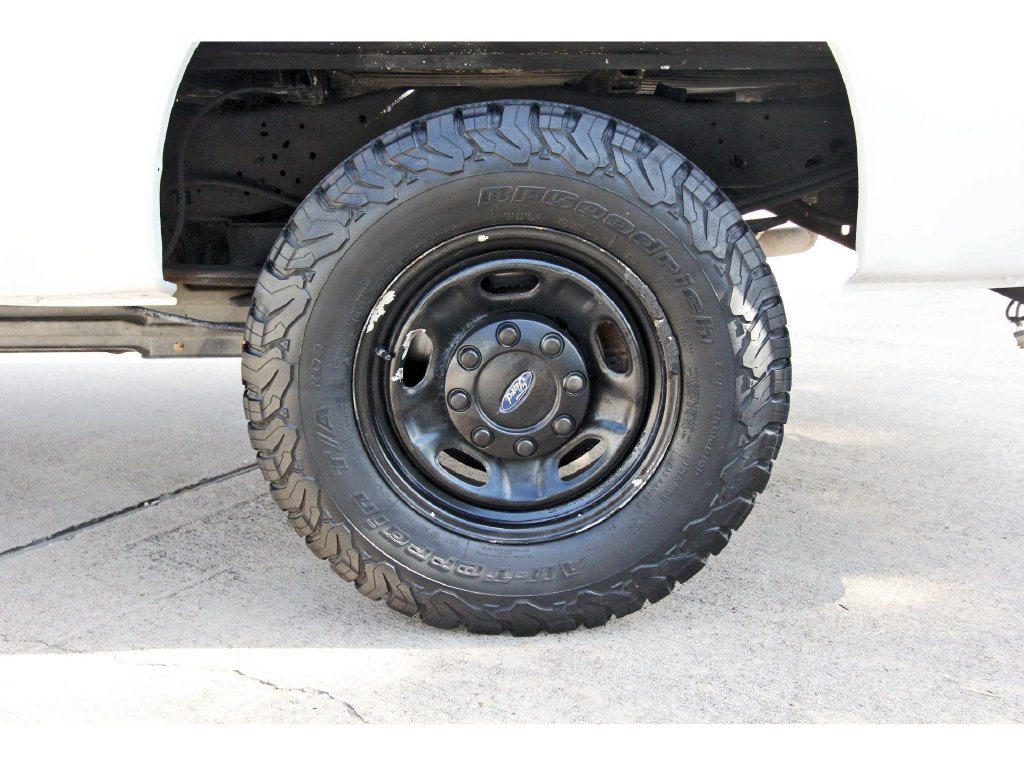 Used 2015 Ford F250 XL w/ Power Equipment Group AWD/4WD image 30