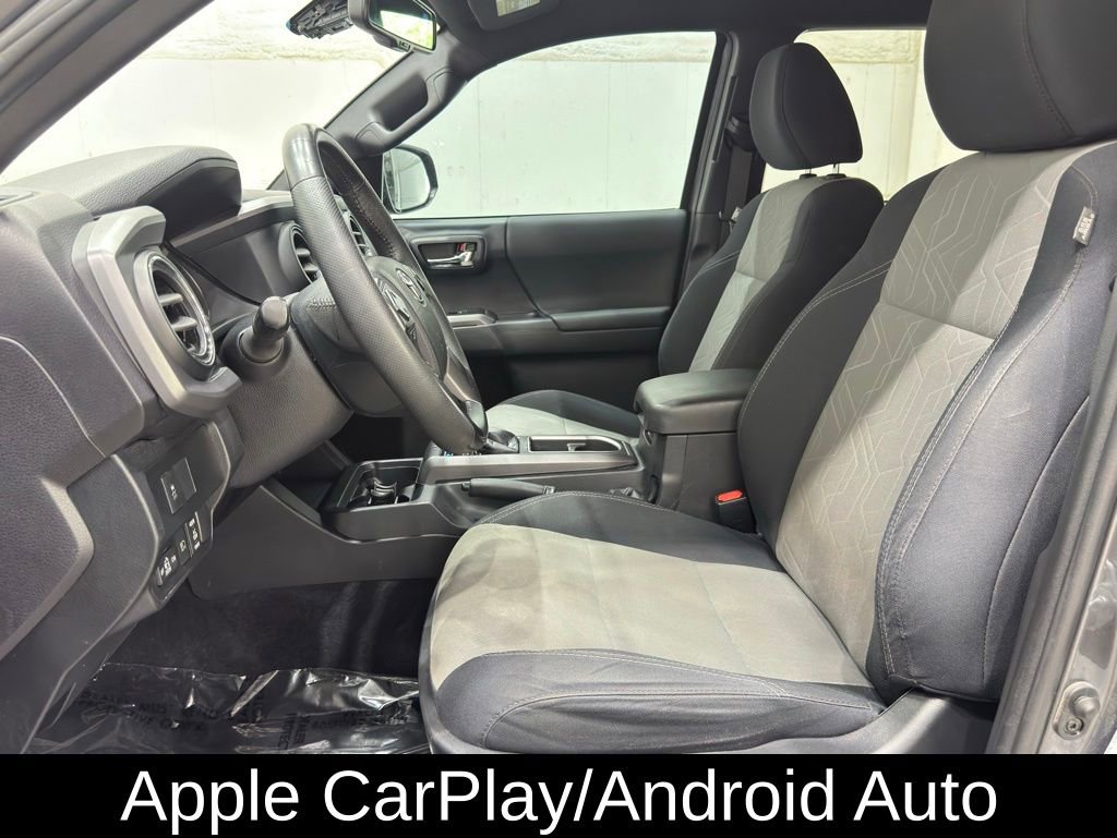 Used 2021 Toyota Tacoma TRD Sport image 11