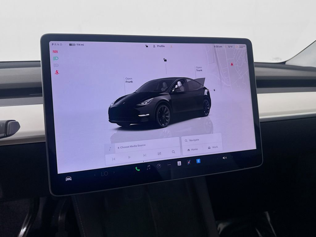 Used 2024 Tesla Model Y Long Range image 17