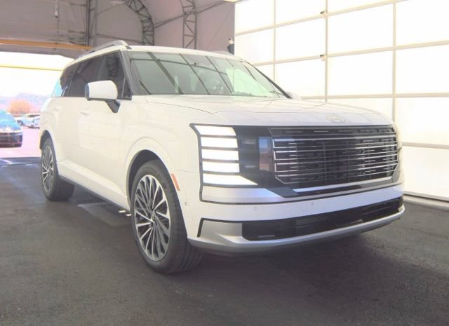 Used 2026 Hyundai Palisade Calligraphy FWD image 4