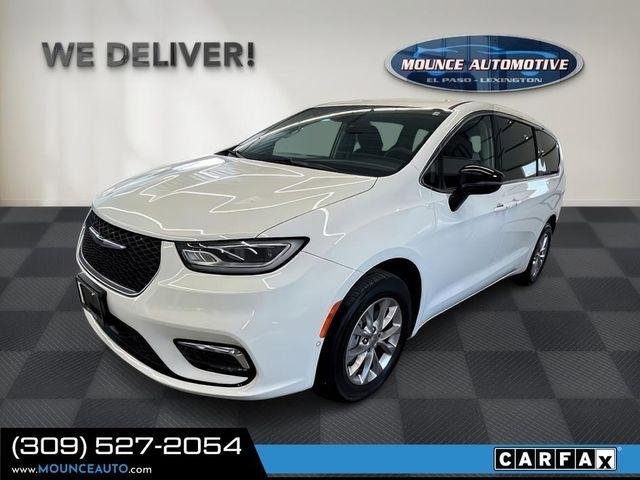 Used 2024 Chrysler Pacifica Touring-L image 2