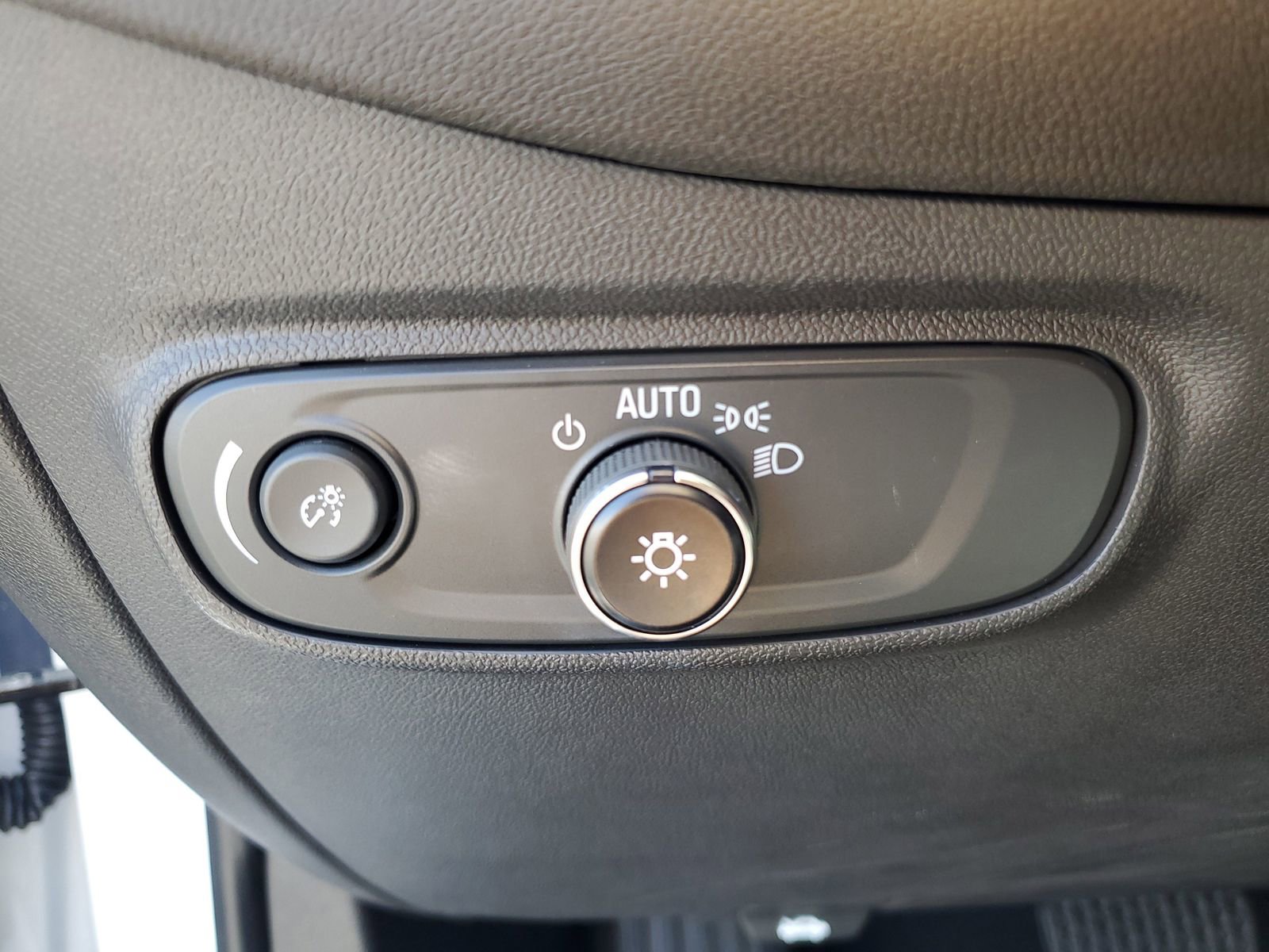 Used 2023 Chevrolet Equinox LS w/ LS Convenience Package image 20