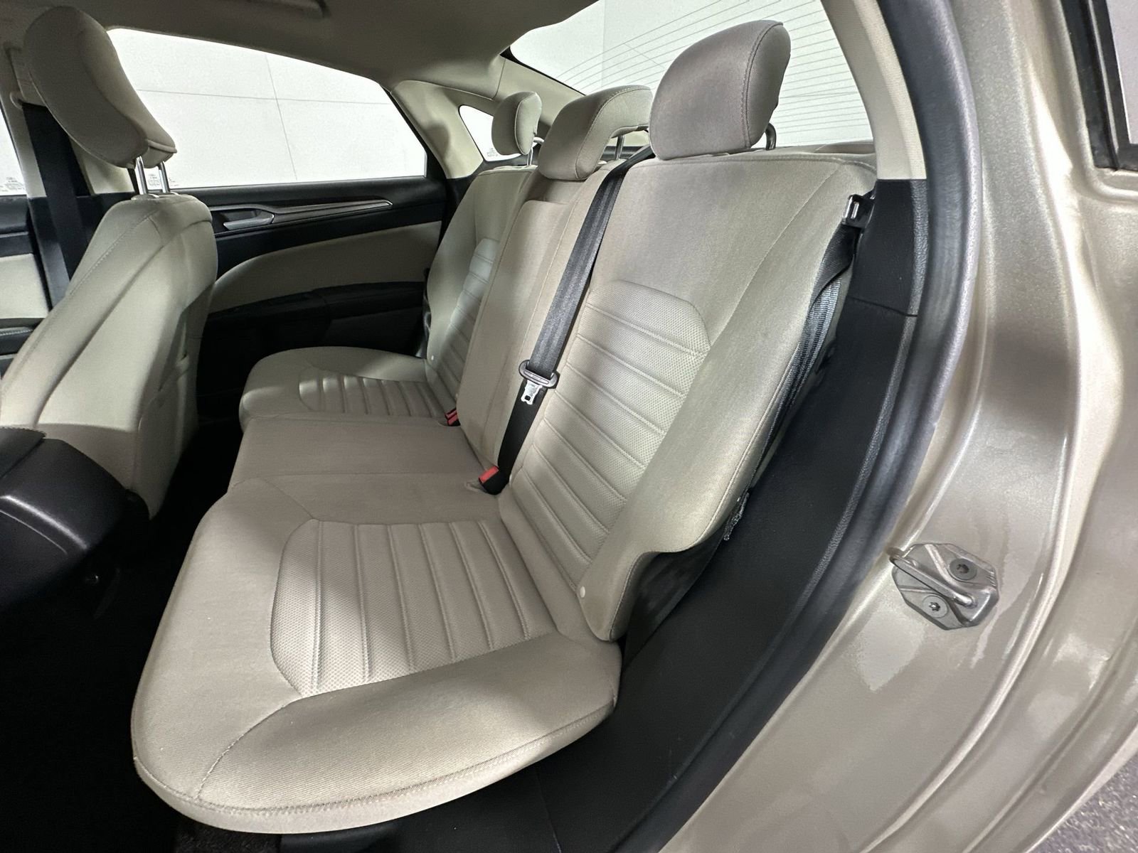 Used 2018 Ford Fusion S image 23