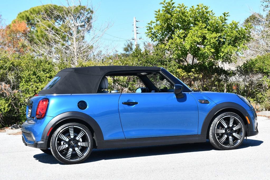 Used 2022 MINI Cooper S image 38
