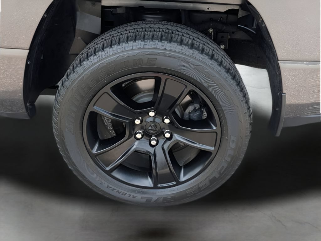 Used 2022 RAM 1500 Big Horn AWD/4WD image 3