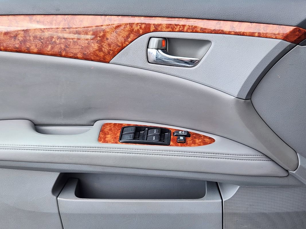 Used 2005 Toyota Avalon XLS FWD image 27