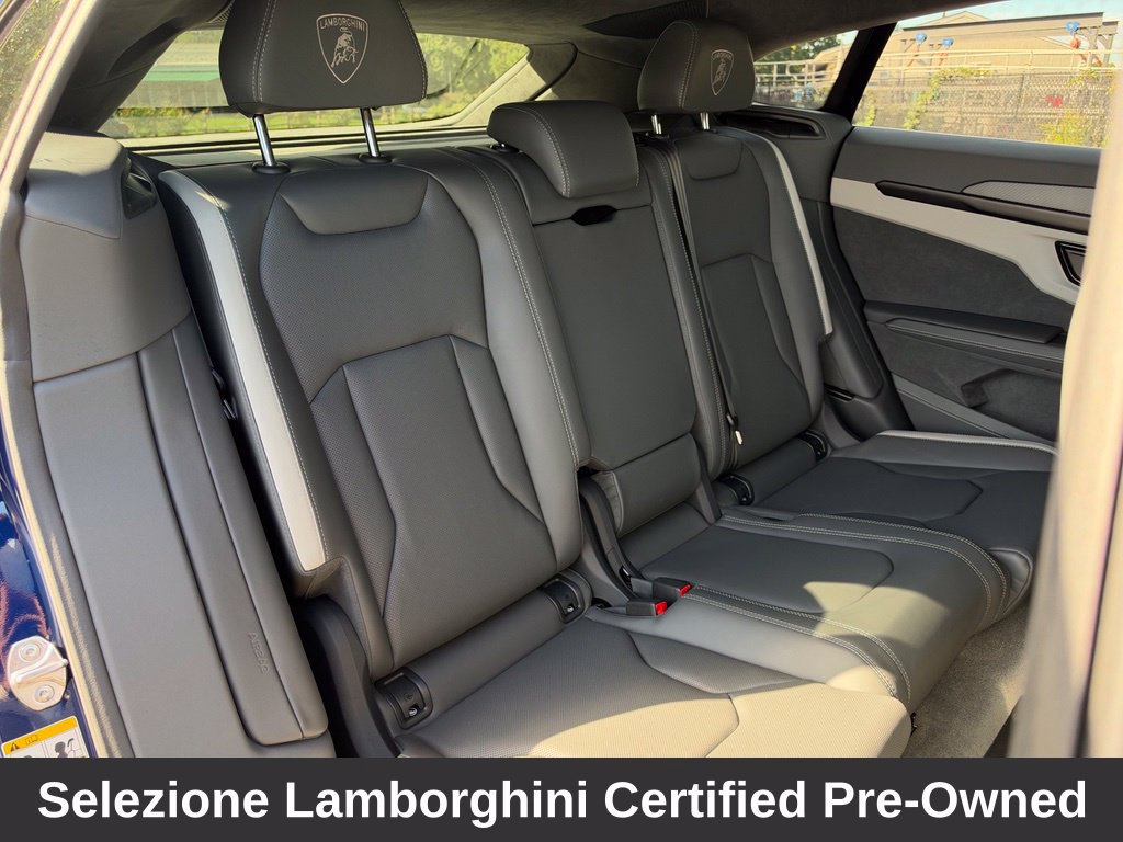 Used 2025 Lamborghini Urus SE AWD/4WD image 41