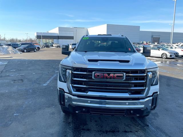Used 2024 GMC Sierra 2500 SLT w/ SLT Premium Package image 7