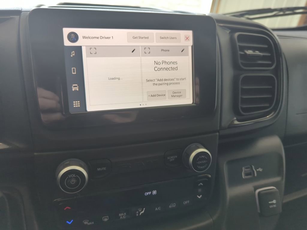 Used 2025 RAM ProMaster 2500 w/ U-Haul Equipment Group FWD image 17