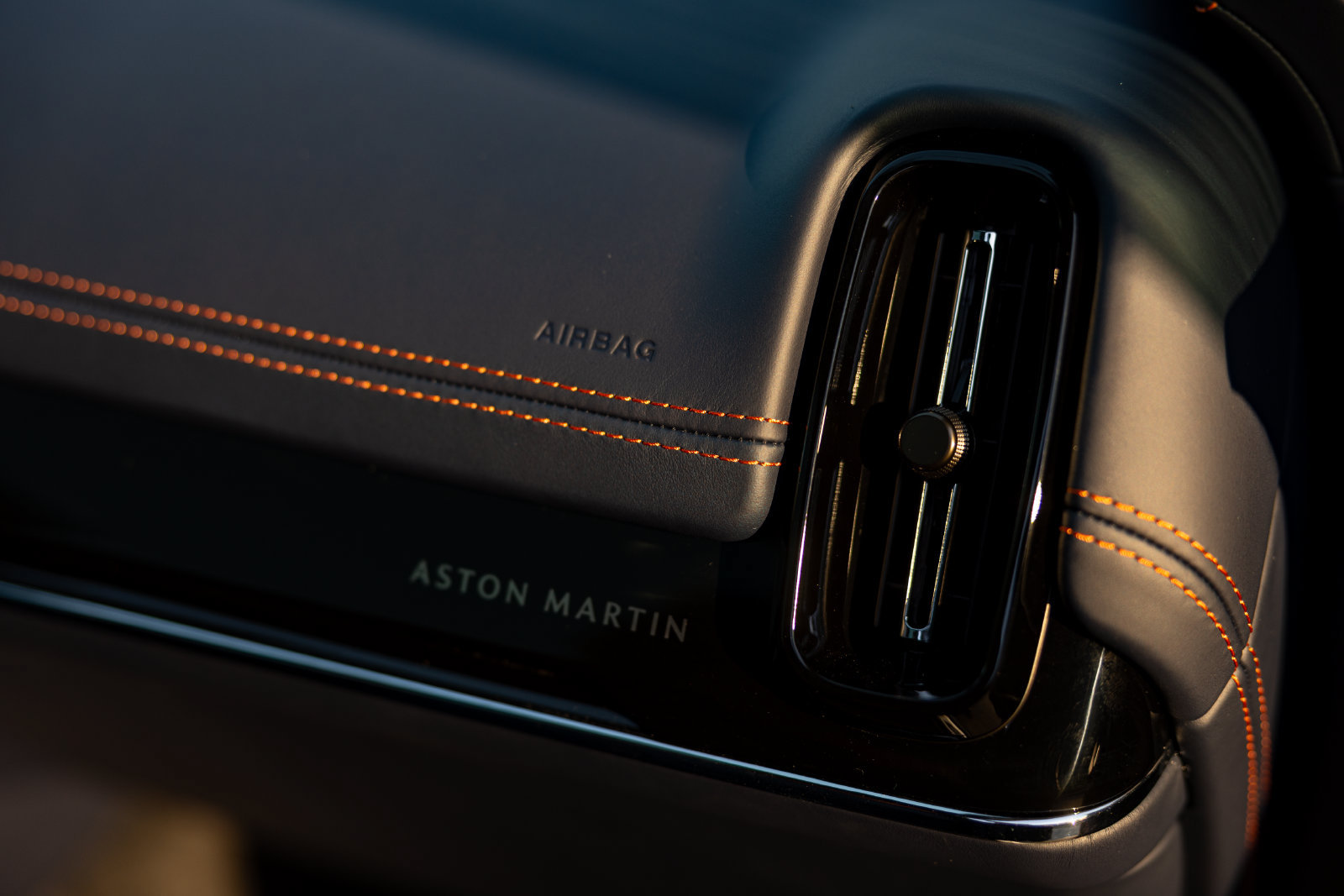 New 2026 Aston Martin DBX S AWD/4WD image 38