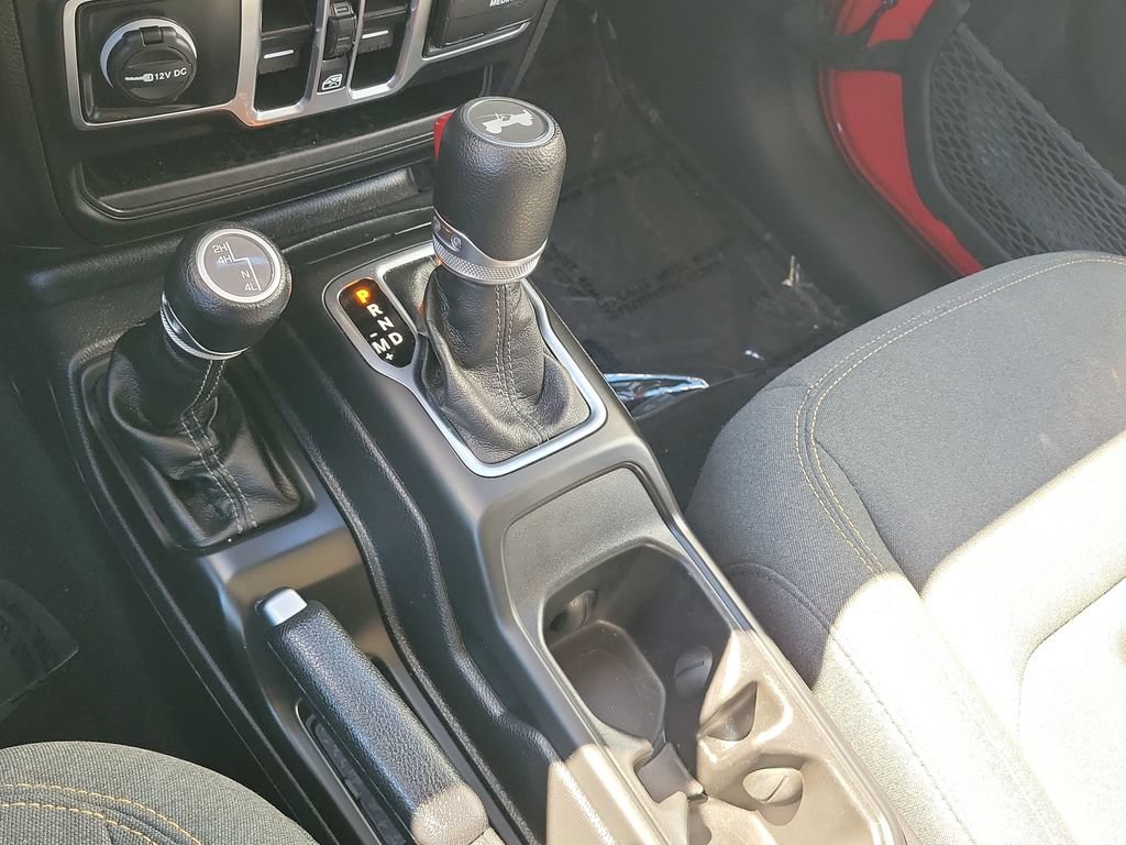 Used 2025 Jeep Wrangler Unlimited Sport AWD/4WD image 20