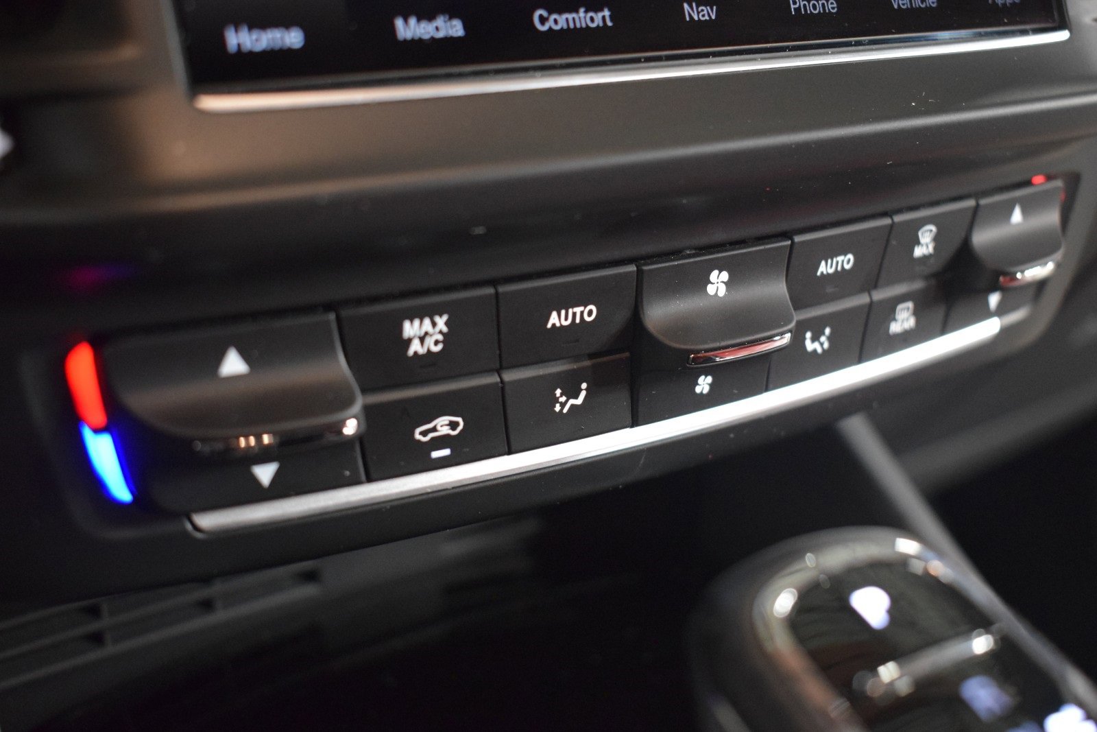 Certified 2022 Maserati Levante Modena image 33