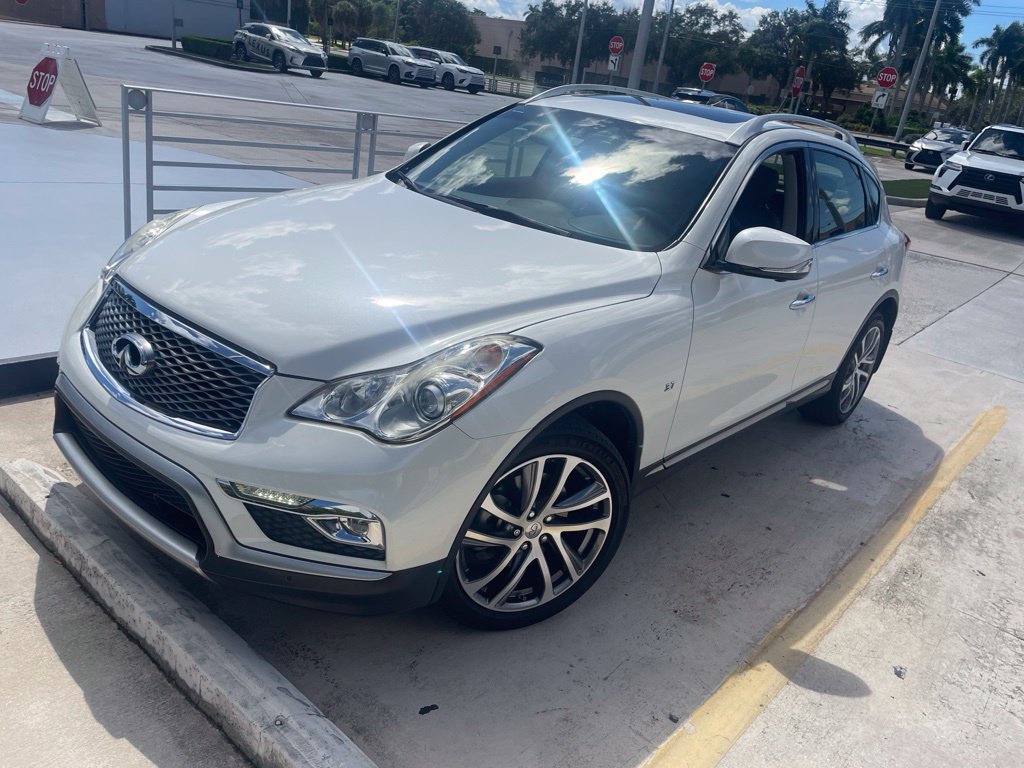 Used 2017 INFINITI QX50 2WD w/ Technology Package image 6