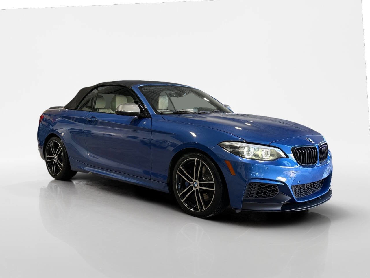 Used 2018 BMW M240i Convertible image 7