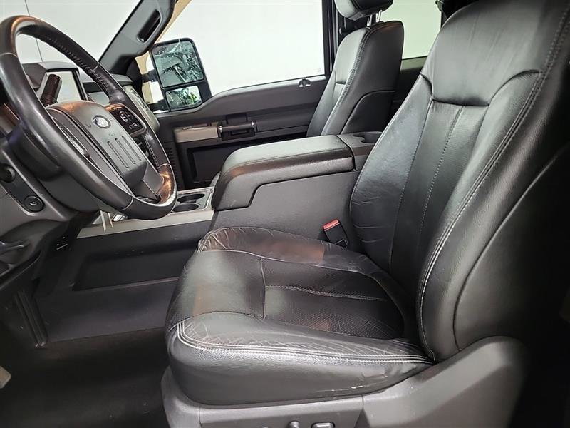 Used 2013 Ford F250 Lariat w/ Chrome Pkg image 11