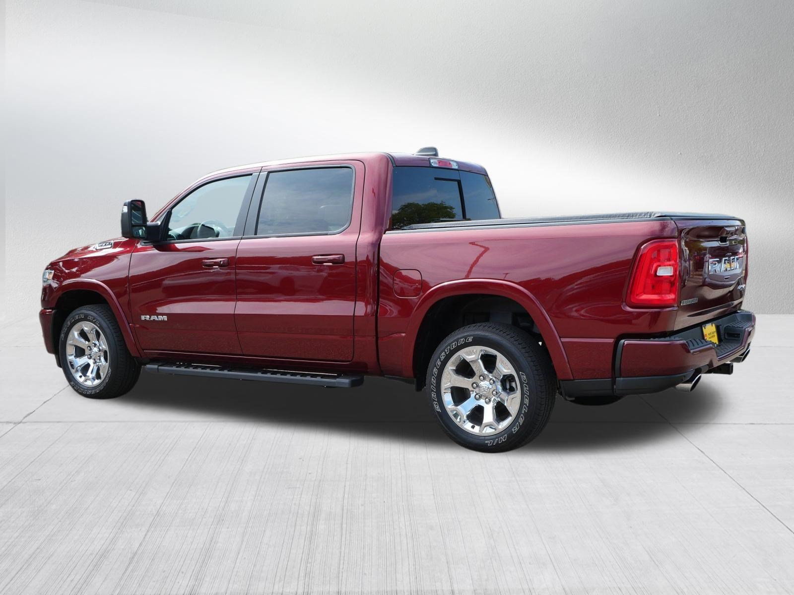 Used 2025 RAM 1500 Big Horn AWD/4WD image 5