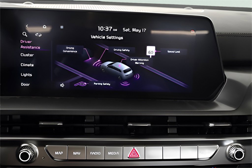 Used 2024 Kia Telluride LX image 24