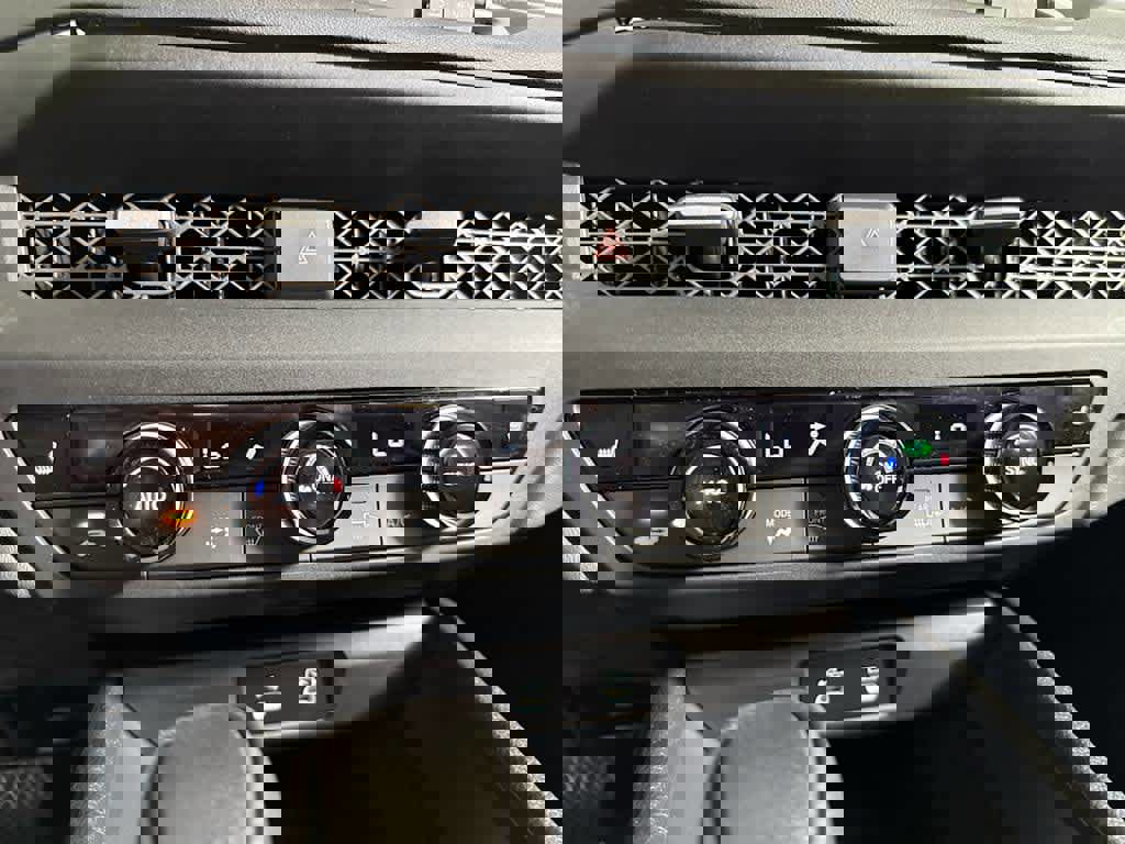 New 2025 Honda Accord SE image 30