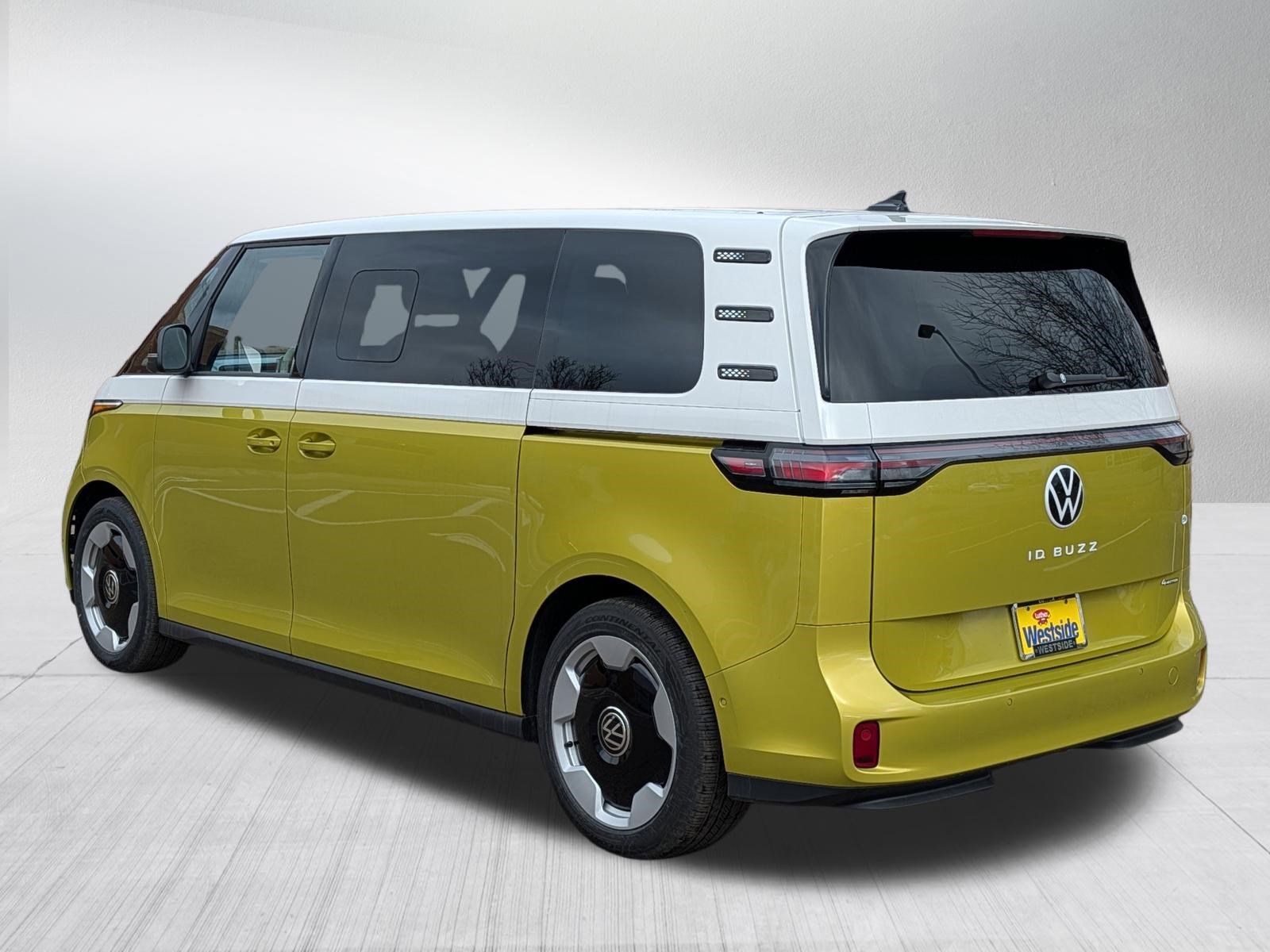New 2025 Volkswagen ID. Buzz Pro S Plus image 2