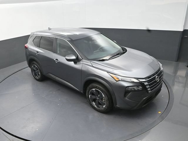 Used 2024 Nissan Rogue SV FWD image 23