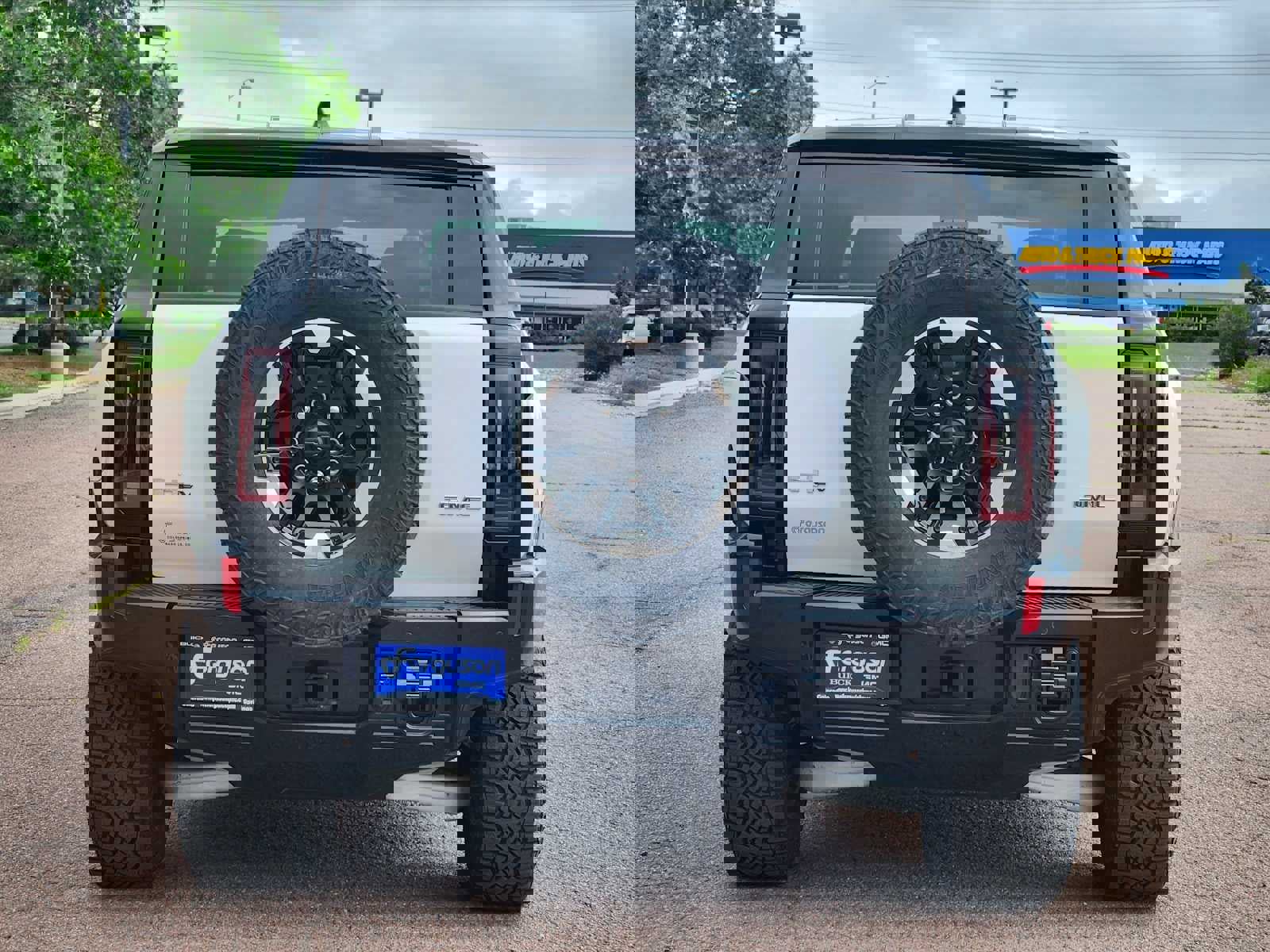 New 2025 GMC Hummer EV 3X w/ Extreme Off-Road Package image 11