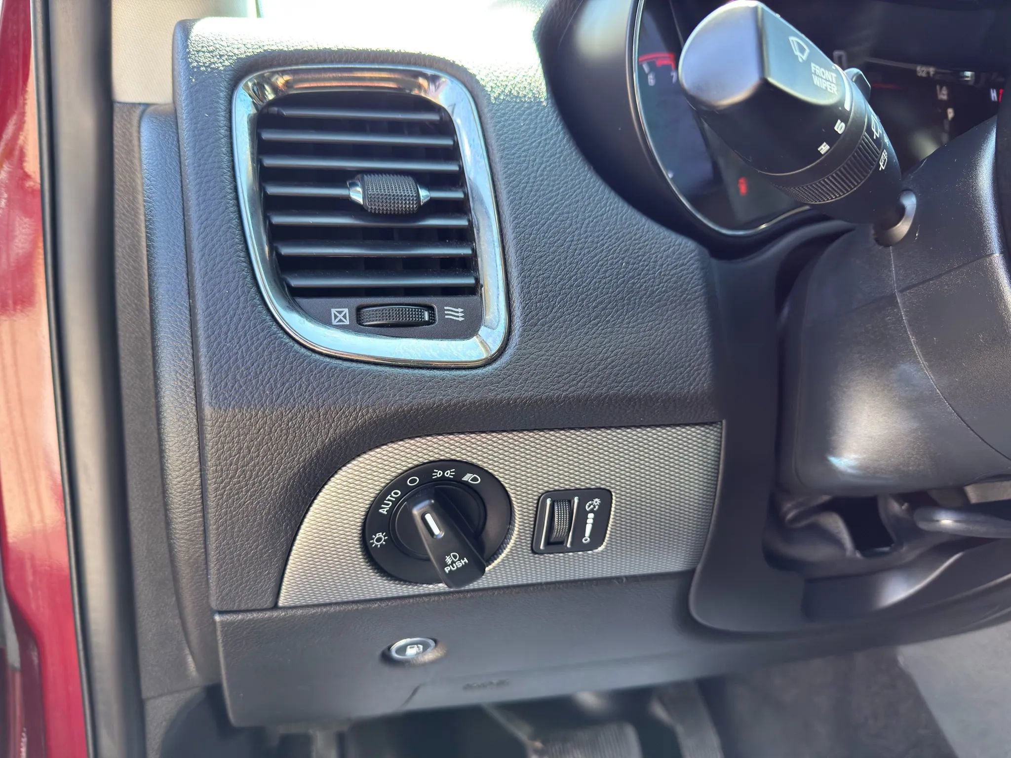 Used 2018 Dodge Durango GT w/ Technology Group AWD/4WD image 35