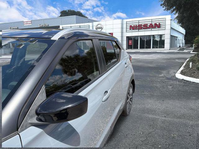 Certified 2021 Nissan Kicks SV FWD image 10