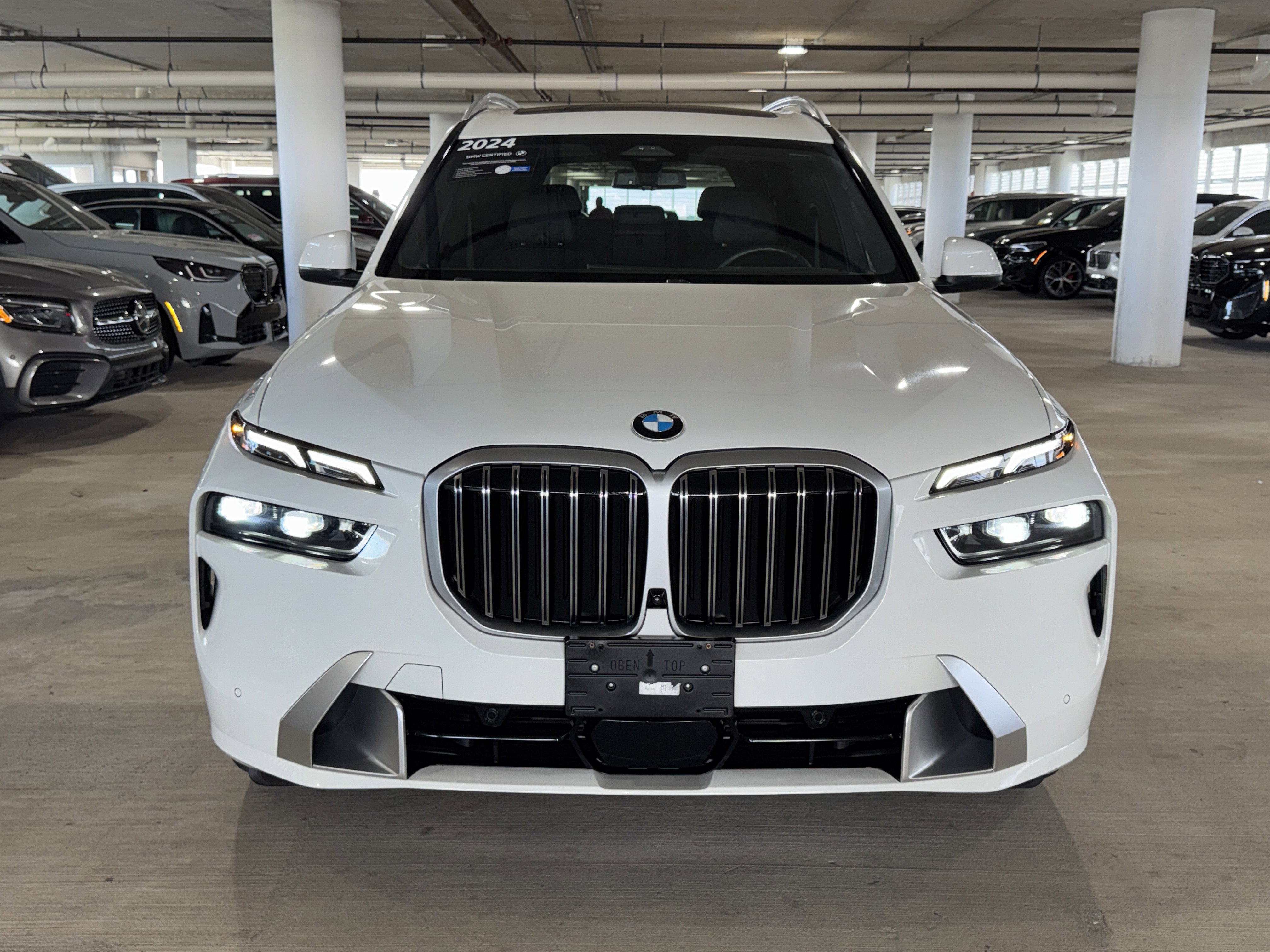 Certified 2024 BMW X7 xDrive40i image 3