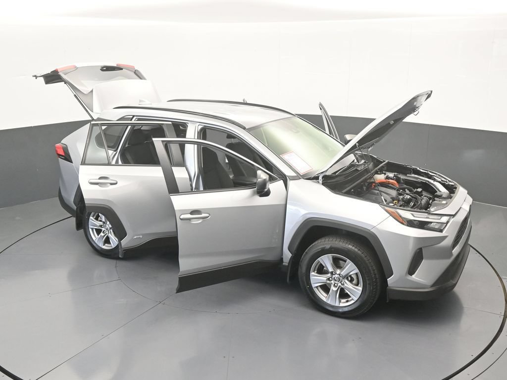 Used 2024 Toyota RAV4 LE AWD/4WD image 59