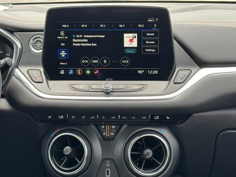 Used 2024 Chevrolet Blazer LT w/ Convenience Package FWD image 13