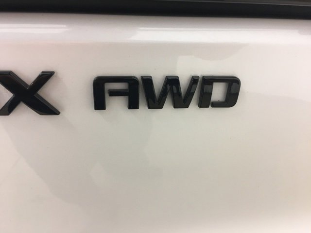 Used 2024 Chevrolet Equinox EV RS image 13