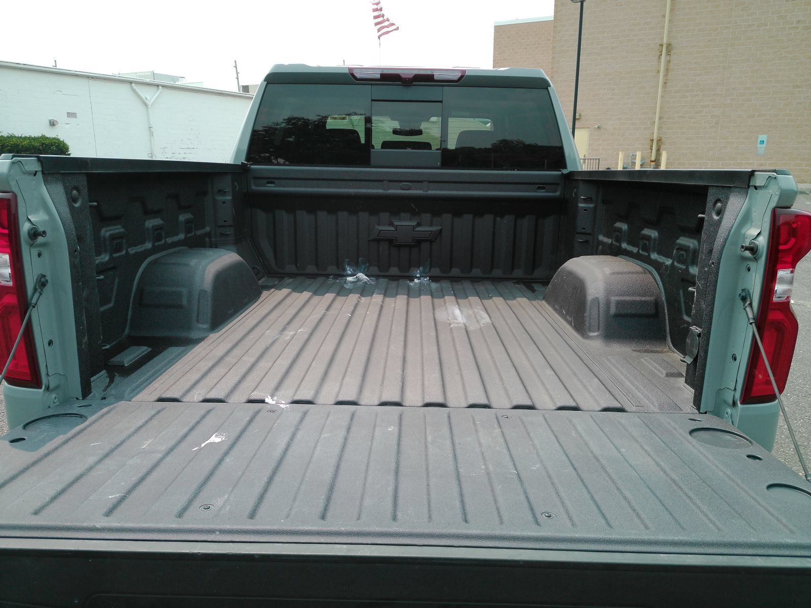 Certified 2024 Chevrolet Silverado 1500 RST w/ Convenience Package II AWD/4WD image 8