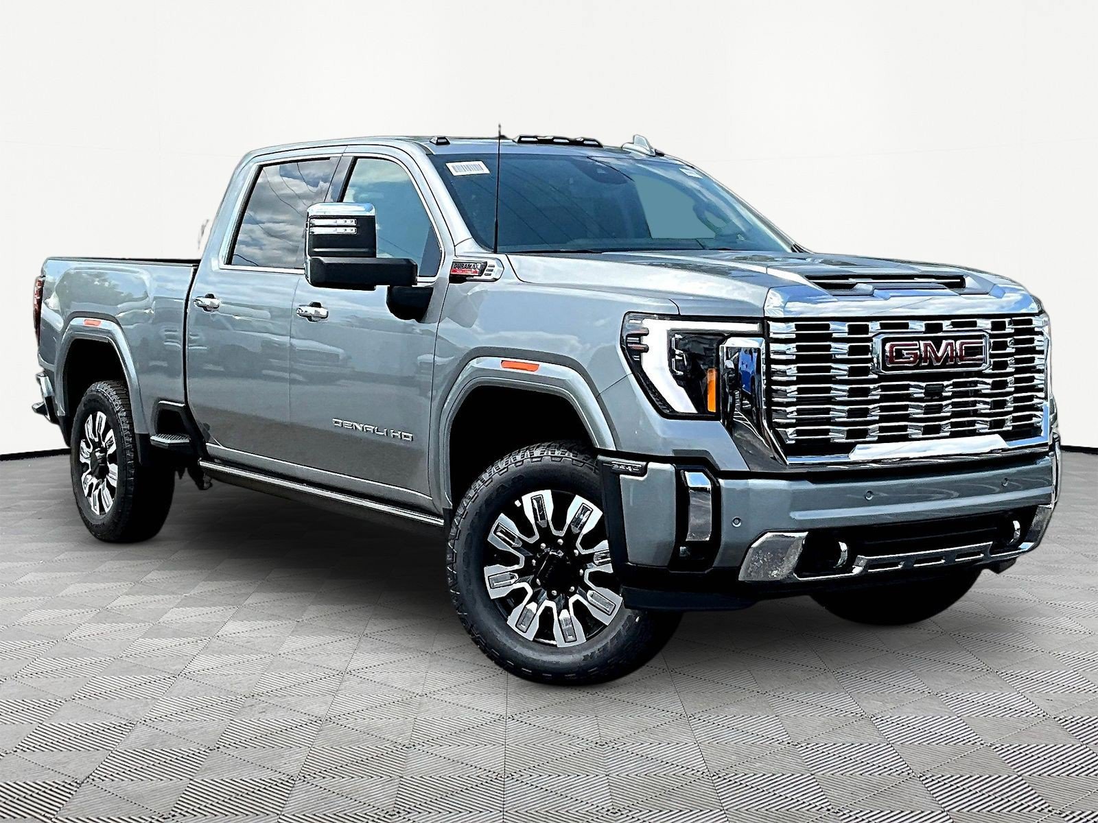New 2026 GMC Sierra 2500 Denali w/ Denali Reserve Package AWD/4WD image 3