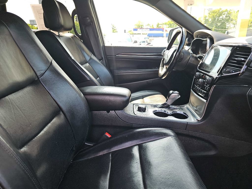 Used 2020 Jeep Grand Cherokee Limited w/ Luxury Group II image 56