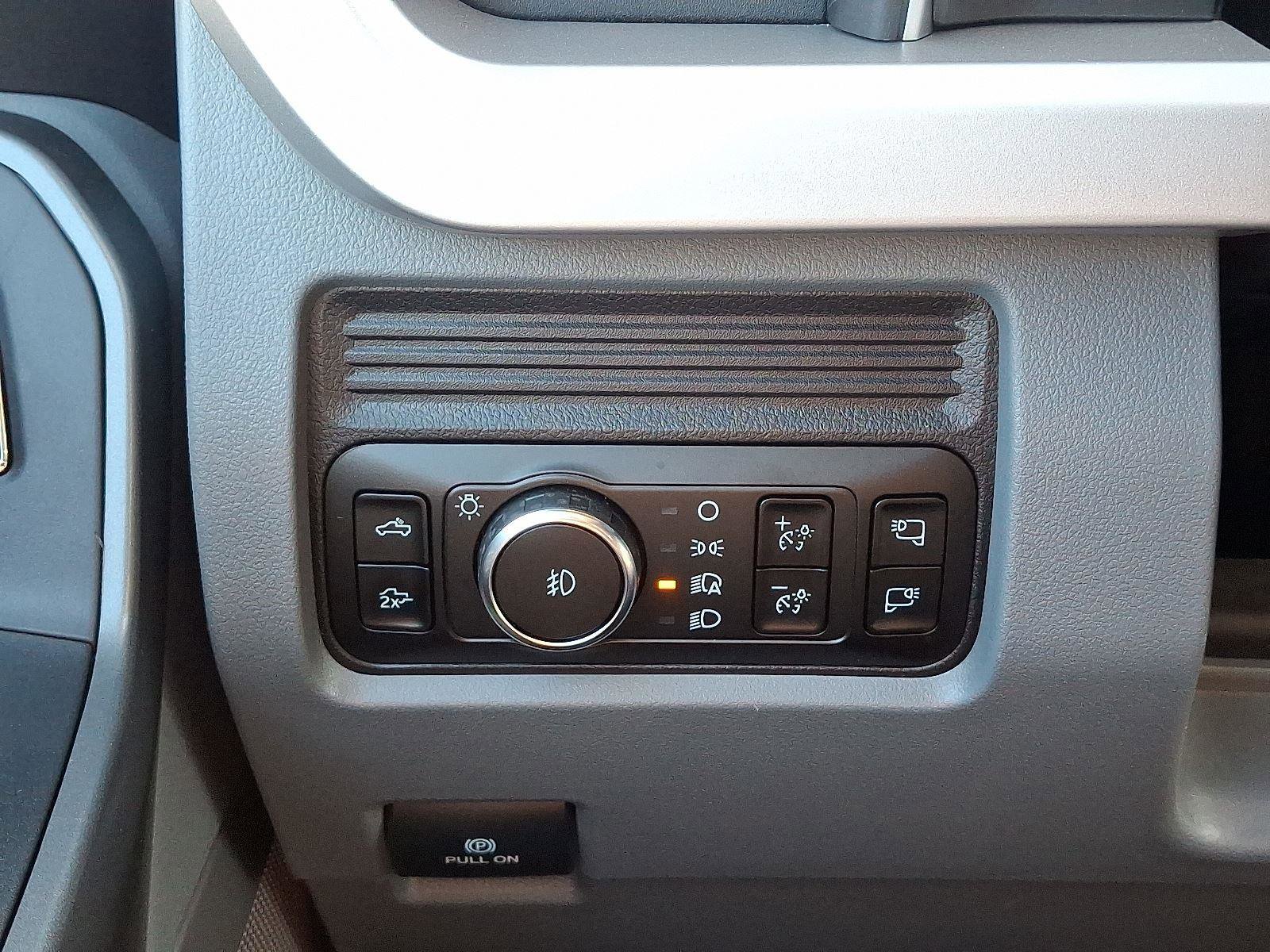 New 2026 Ford F250 XLT w/ XLT Premium Package image 15